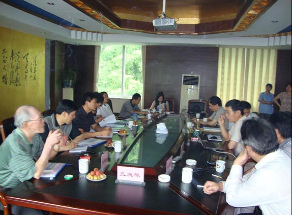 農機監理總站領導到我公司考察